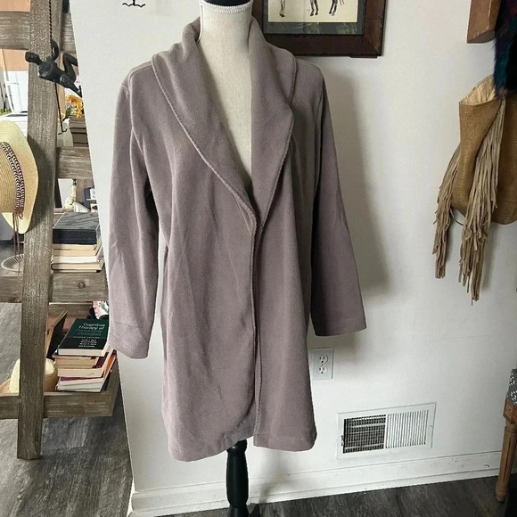 Cozy CALIDA Cardigan - Picture 1 of 5